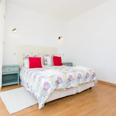 Coolhouses Algarve Luz, Ocean Front 4 Bed House W/ Pool, Casa Da Pipa