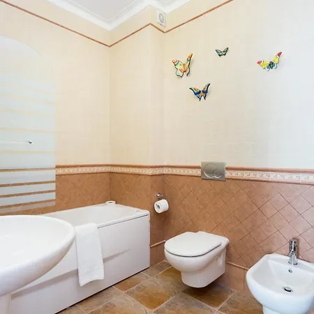 Villa Coolhouses Algarve Luz, Ocean Front 4 Bed House W/ Pool, Casa Da Pipa